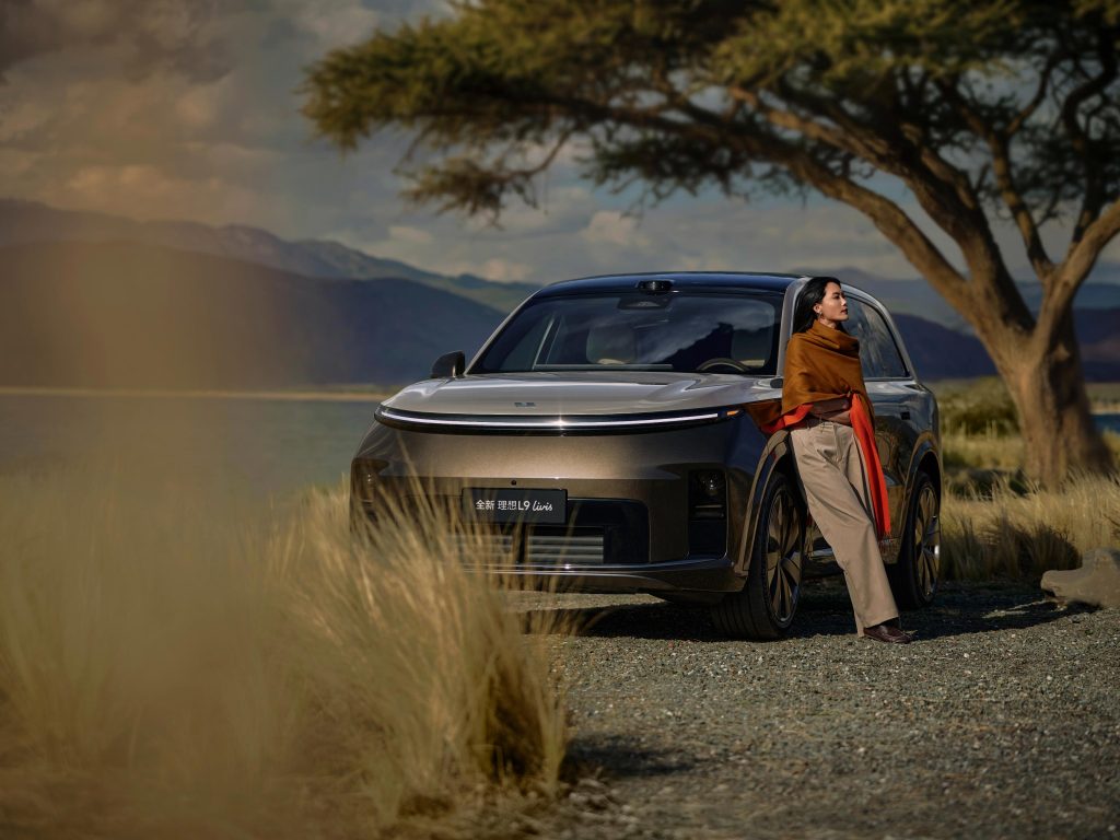 شبكة السيارات الصينية &ndash; لي أوتو L9 2026 الجديدة تنطلق رسميًا: أول SUV عائلية فاخرة في الصين بتعليق نشط 800V وشاسيه كامل بالتحكم الإلكتروني ومدى يتجاوز 1650 كم