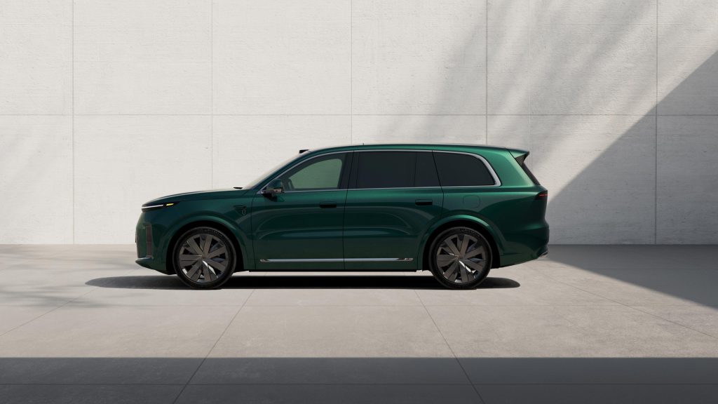 شبكة السيارات الصينية &ndash; لي أوتو L9 2026 الجديدة تنطلق رسميًا: أول SUV عائلية فاخرة في الصين بتعليق نشط 800V وشاسيه كامل بالتحكم الإلكتروني ومدى يتجاوز 1650 كم