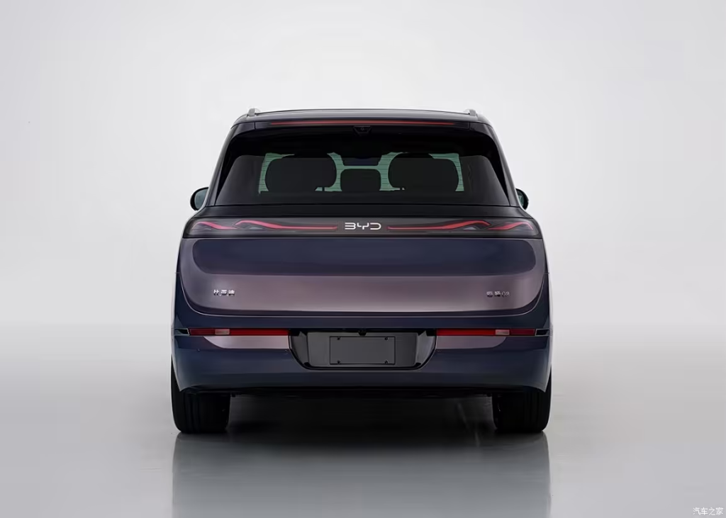 شبكة السيارات الصينية &ndash; بي واي دي Sealion 08 الجديدة 2026 تظهر رسميًا: SUV رائدة بمدى كهربائي يصل إلى 900 كم وتقنيات قيادة ذكية متقدمة