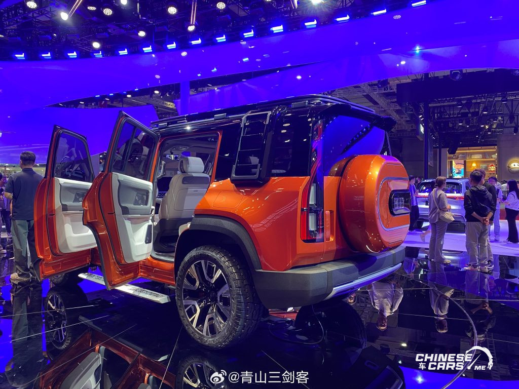 جيلي جالاكسي باتلشيب 700 تقترب من الإطلاق: أول ظهور للنسخة الإنتاجية يكشف ملامح SUV ذكية للطرق الوعرة بقدرات غير مسبوقة 9 شبكة السيارات الصينية – جيلي جالاكسي باتلشيب 700 تقترب من الإطلاق: أول ظهور للنسخة الإنتاجية يكشف ملامح SUV ذكية للطرق الوعرة بقدرات غير مسبوقة
