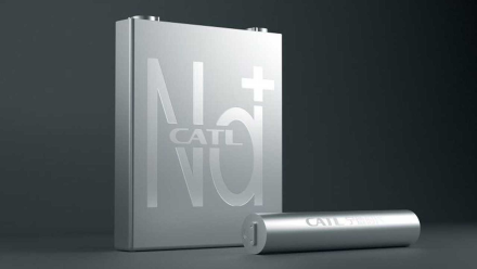 CATL تفتح صفحة جديدة في صناعة البطاريات: الإنتاج الضخم لبطاريات الصوديوم يبدأ في 2026 ومدى مستهدف يصل إلى 600 كم