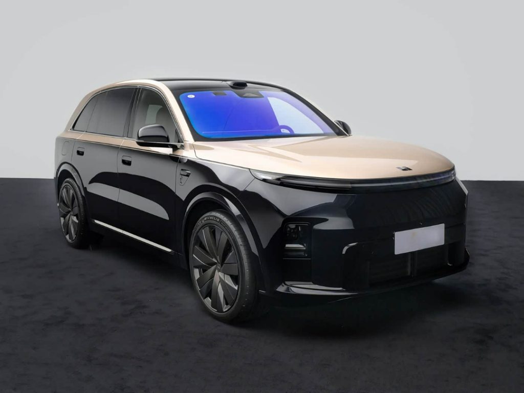 لي أوتو L8 2026 الجديدة كليًا تظهر رسميًا.. SUV فاخرة بخمسة مقاعد ومدى كهربائي 430 كم وتقنيات تنافس مايباخ GLS 1 لي أوتو L8 2026 الجديدة كليًا تظهر رسميًا.. SUV فاخرة بخمسة مقاعد ومدى كهربائي 430 كم وتقنيات تنافس مايباخ GLS