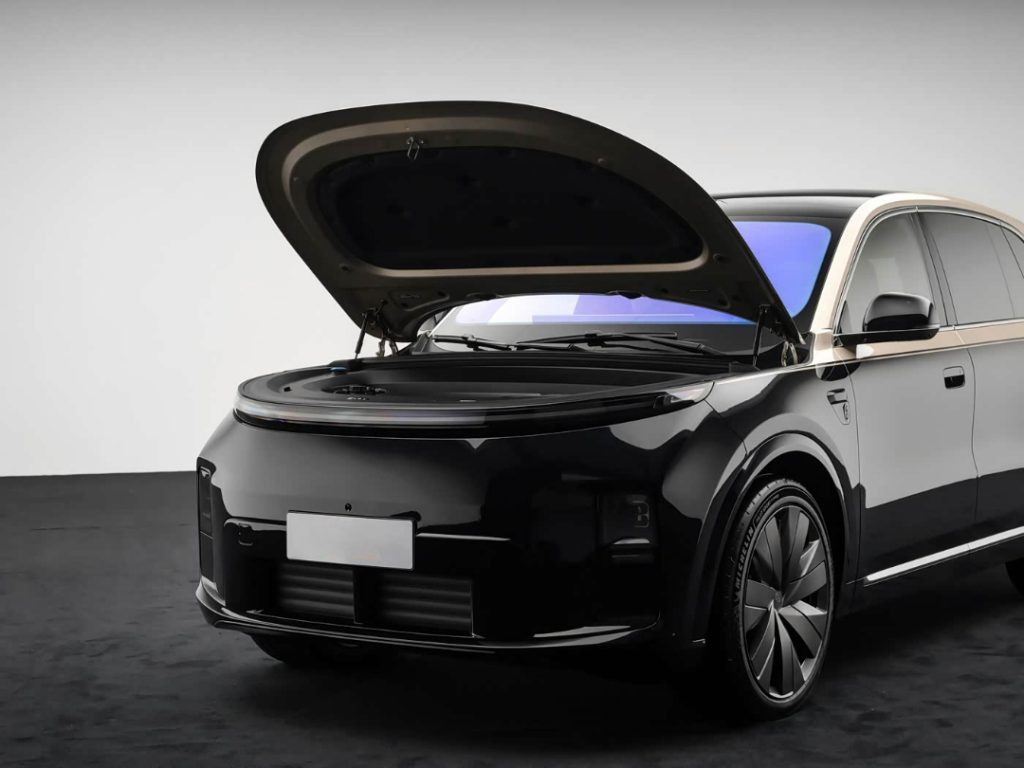 لي أوتو L8 2026 الجديدة كليًا تظهر رسميًا.. SUV فاخرة بخمسة مقاعد ومدى كهربائي 430 كم وتقنيات تنافس مايباخ GLS 49 شبكة السيارات الصينية – لي أوتو L8 2026 الجديدة كليًا تظهر رسميًا.. SUV فاخرة بخمسة مقاعد ومدى كهربائي 430 كم وتقنيات تنافس مايباخ GLS