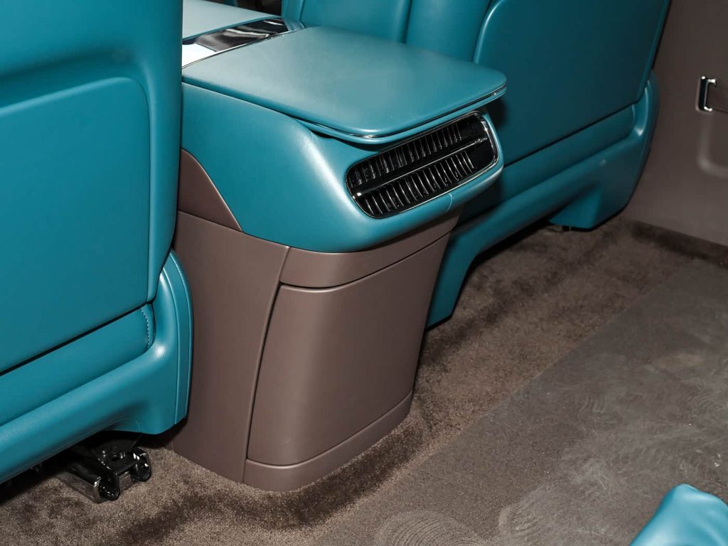 شبكة السيارات الصينية &ndash; هواوي Maextro S800 Grand Design الجديدة تنطلق رسميًا.. أفخم سيارة صينية بسعر 1.388 مليون يوان وتقنيات تعيد تعريف الفخامة الذكية
