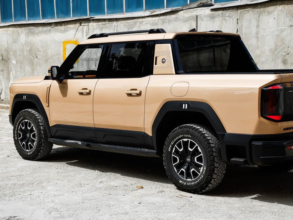 بدء الطلب المسبق على Jetour F700 في الصين: بيك أب هجينة بقوة 904 حصان وديفلوكين ومدى 1300 كم بسعر يعادل 201,800 ريال 11 شبكة السيارات الصينية – بدء الطلب المسبق على Jetour F700 في الصين: بيك أب هجينة بقوة 904 حصان وديفلوكين ومدى 1300 كم بسعر يعادل 201,800 ريال