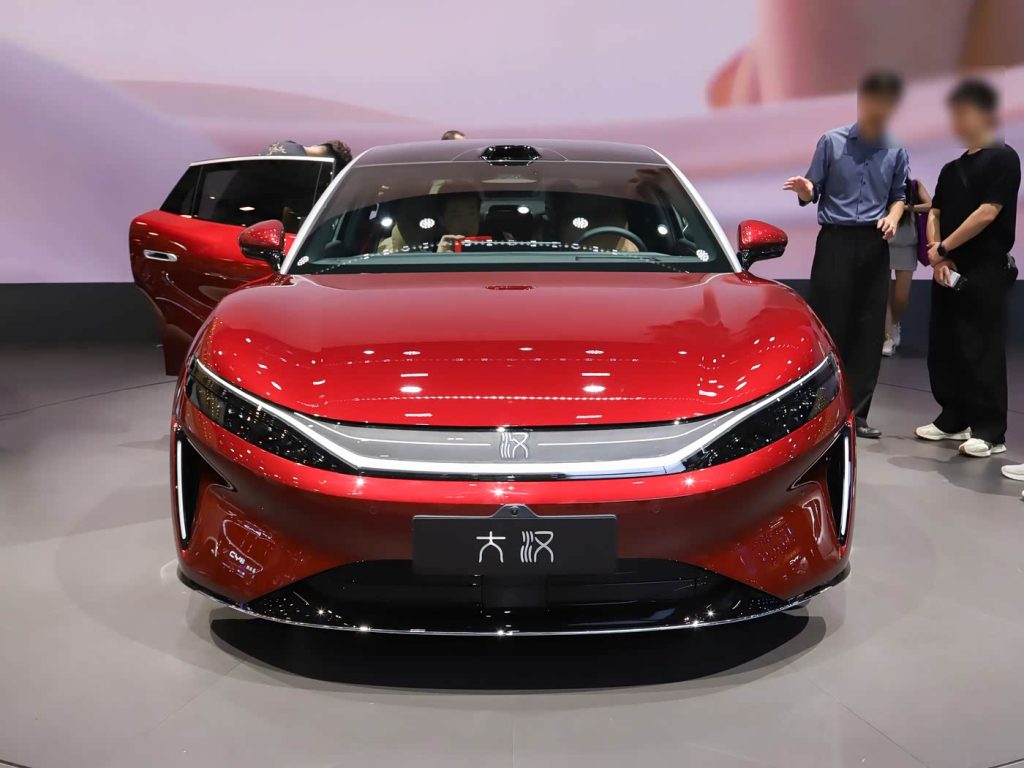 شبكة السيارات الصينية &ndash; معرض تشنغدو : BYD Da Han الكهربائية 775 حصان و 1008 كم مدى وسعر مذهل