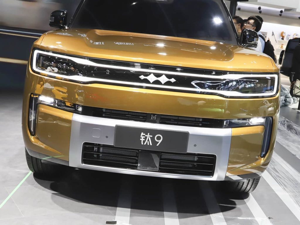 شبكة السيارات الصينية &ndash; معرض تشنغدو: ظهور BYD Ti9 بمدى 1600 كم وبطارية 66.48 كيلوواط