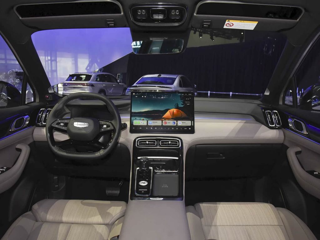 معرض تشنغدو: تفاصيل Geely StarRay i-HEV بكفاءة حرارية 48.41% 9 شبكة السيارات الصينية – معرض تشنغدو: تفاصيل Geely StarRay i-HEV بكفاءة حرارية 48.41%