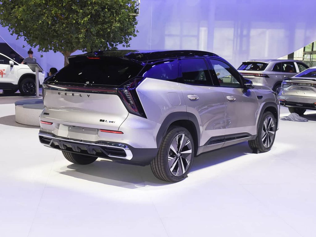 معرض تشنغدو: تفاصيل Geely StarRay i-HEV بكفاءة حرارية 48.41% 7 شبكة السيارات الصينية – معرض تشنغدو: تفاصيل Geely StarRay i-HEV بكفاءة حرارية 48.41%