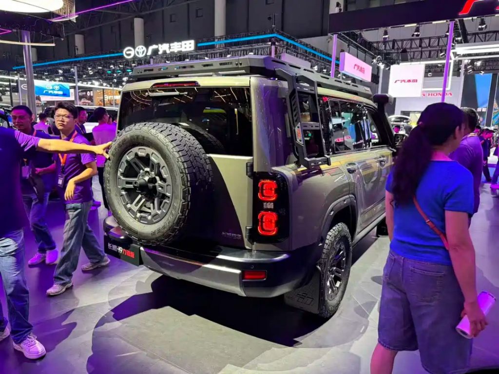 معرض تشنغدو: مواصفات Haval H9 الجديدة بسنوركل وتجيهزات بر 3 شبكة السيارات الصينية – معرض تشنغدو: مواصفات Haval H9 الجديدة بسنوركل وتجيهزات بر
