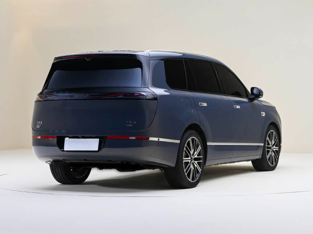 شبكة السيارات الصينية &ndash; بي واي دي Sealion 08 تكشف مقصورتها رسميًا: SUV رائدة بـ6 مقاعد ومدى كهربائي 900 كم وإطلاقها في أغسطس