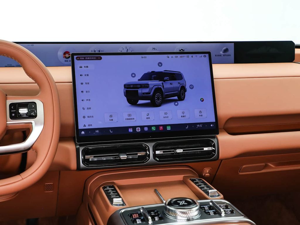 جيتور G700 فيس ليفت 2027 تنطلق رسميًا بقوة 904 حصان ونظام هواوي ADS 5.. خمس فئات وأسعار تبدأ من 160 ألف ريال 16 شبكة السيارات الصينية – جيتور G700 فيس ليفت 2027 تنطلق رسميًا بقوة 904 حصان ونظام هواوي ADS 5.. خمس فئات وأسعار تبدأ من 160 ألف ريال