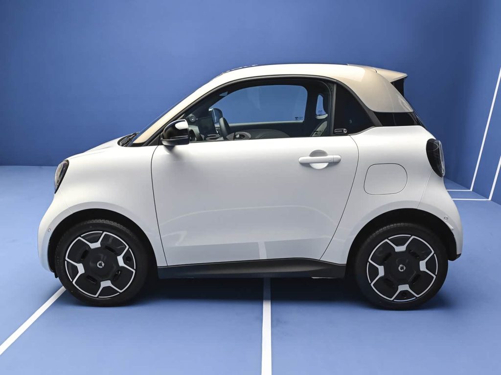 سمارت #2 الجديدة 2026 تعود بروح Fortwo من معرض باريس.. سيارة كهربائية بطول 2.75 متر ومدى 410 كم وسعر يبدأ من نحو 60 ألف ريال 13 شبكة السيارات الصينية – سمارت #2 الجديدة 2026 تعود بروح Fortwo من معرض باريس.. سيارة كهربائية بطول 2.75 متر ومدى 410 كم وسعر يبدأ من نحو 60 ألف ريال