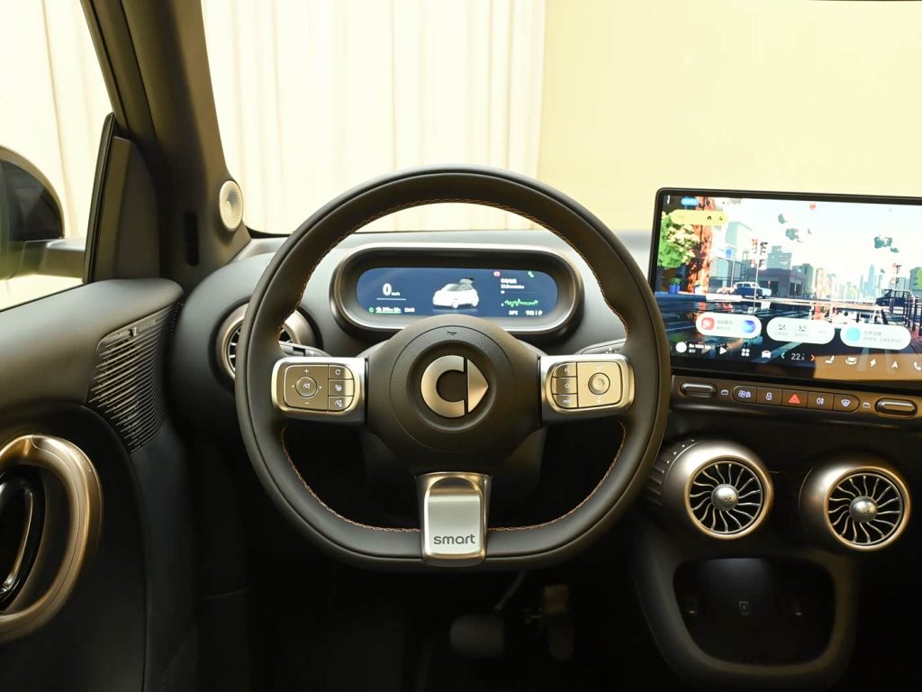 سمارت #2 الجديدة 2026 تعود بروح Fortwo من معرض باريس.. سيارة كهربائية بطول 2.75 متر ومدى 410 كم وسعر يبدأ من نحو 60 ألف ريال 23 شبكة السيارات الصينية – سمارت #2 الجديدة 2026 تعود بروح Fortwo من معرض باريس.. سيارة كهربائية بطول 2.75 متر ومدى 410 كم وسعر يبدأ من نحو 60 ألف ريال